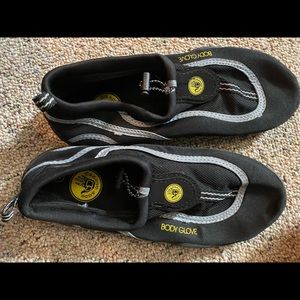 Body Glove water shoes. Size 8